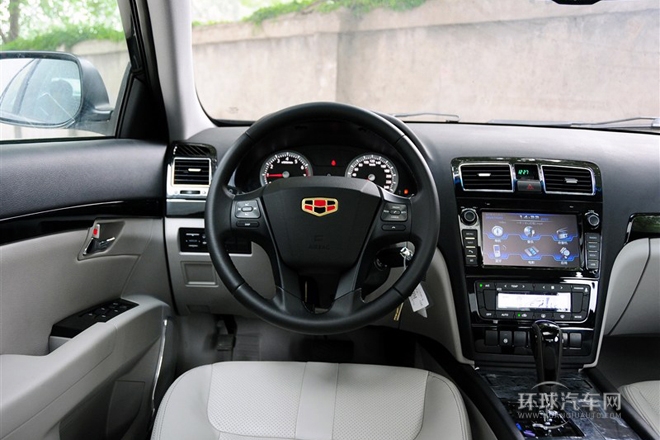 2013款 2.4L 自動尊貴型