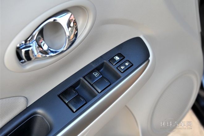 2014款 1.5XV CVT尊貴版