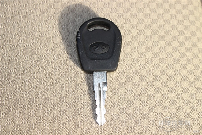 2013款 1.5L標準型