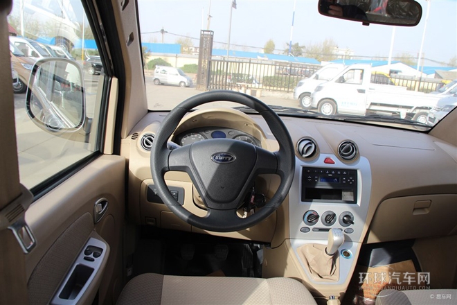 2013款 1.5L標(biāo)準(zhǔn)型