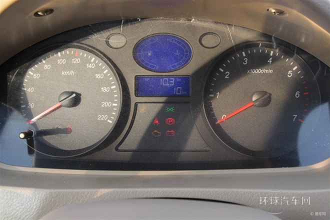 2013款 1.5L豪華型