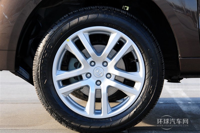 2013款 1.8T 手動兩驅智尊版