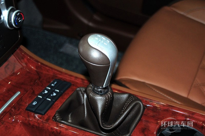 2013款 1.8T 手動兩驅智尊版