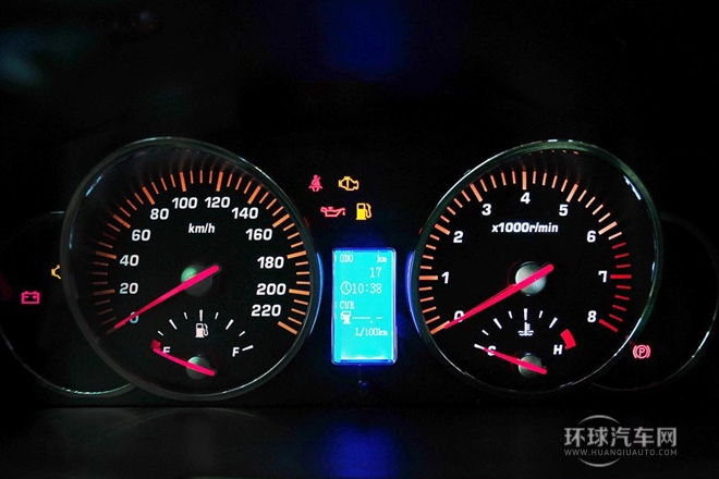 2013款 1.8T 手動兩驅智尊版