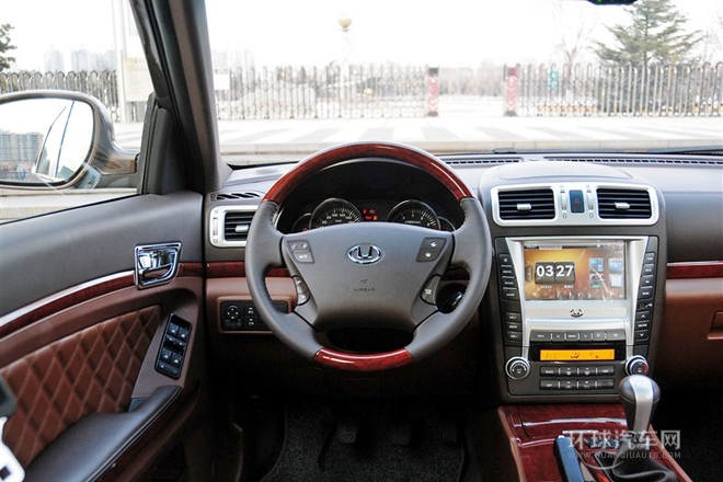 2013款 1.8T 手動兩驅智尊版