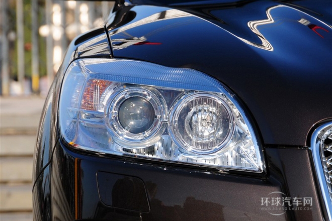 2013款 1.8T 手動兩驅智尊版