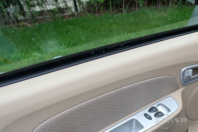 2013款 1.5L尊貴型