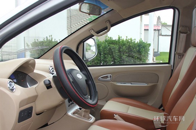 2013款 1.5L尊貴型