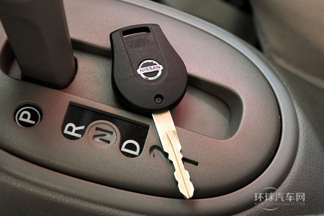 2010款 1.5L 手動易炫版