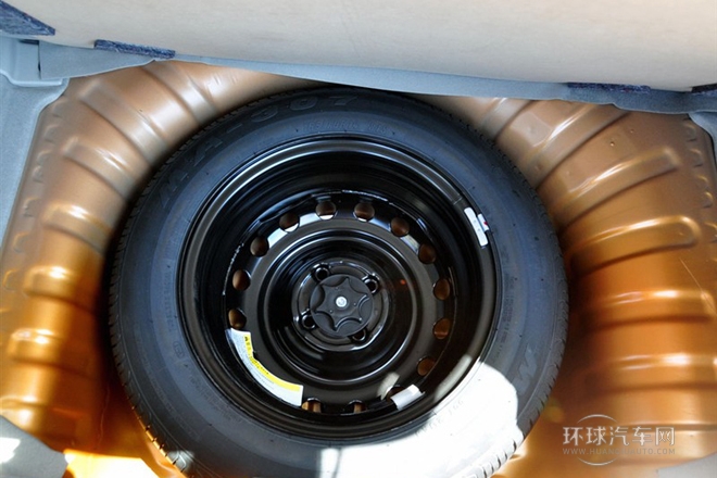 2010款 1.5L 自動易智版