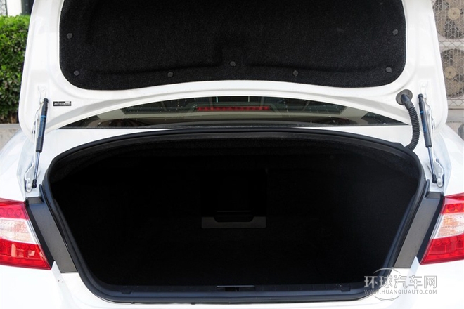 2013款 2.5L 舒適版