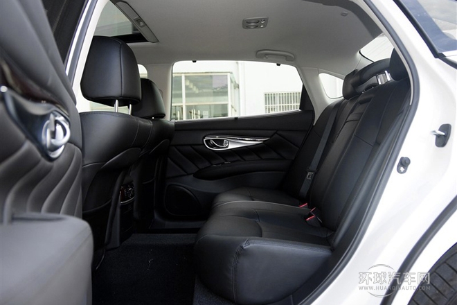 2013款 2.5L 舒適版