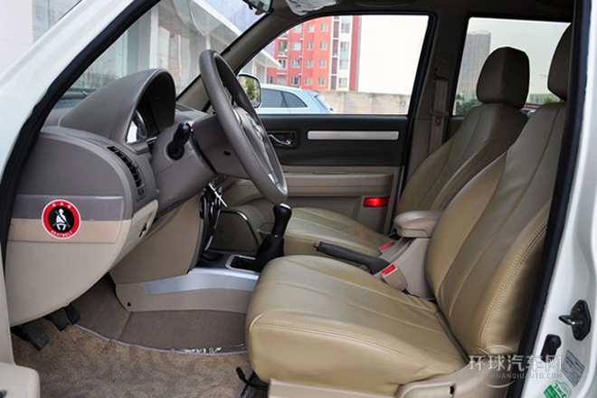 2012款 2.4L 手動兩驅豪華型