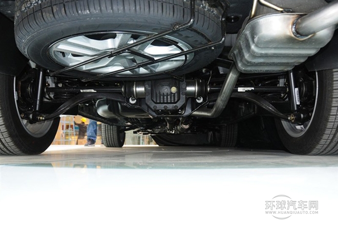 2013款 2.0T 自動兩驅智尊版