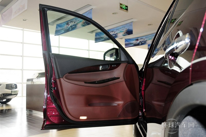 2013款 2.5L 兩驅(qū)尊雅版