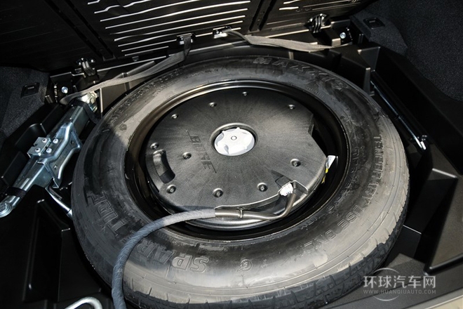 2013款 3.7L 標(biāo)準(zhǔn)版