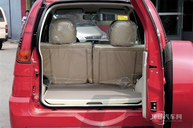 2010款 1.3L CVT標(biāo)準(zhǔn)型