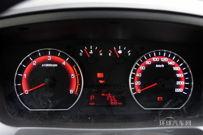 2014款 2.0T 兩驅自動精英柴油版