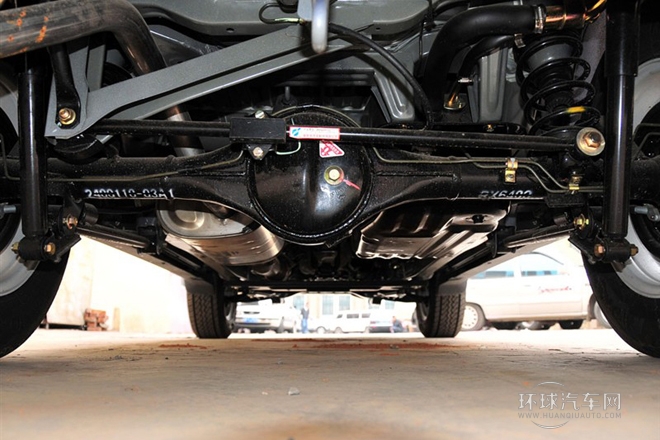 2010款 1.3L 手動標(biāo)準(zhǔn)型