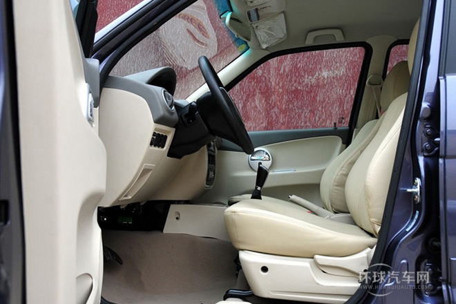 2010款 1.3L 手動標準型