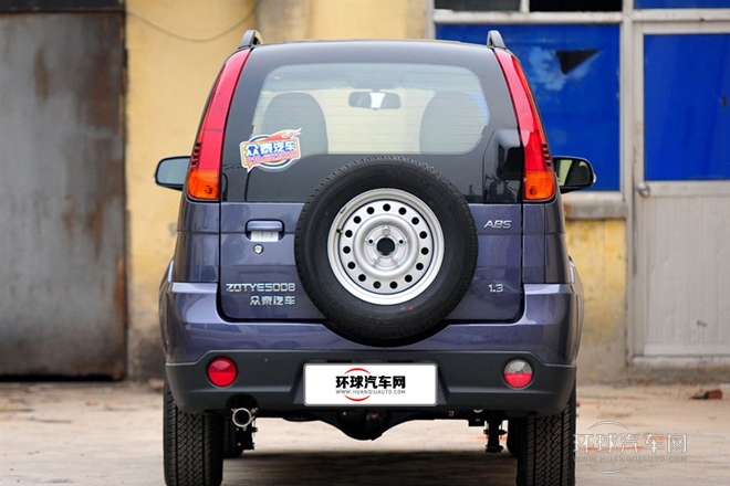 2010款 1.3L 手動標(biāo)準(zhǔn)型