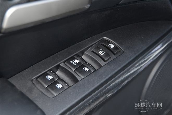 2014款 2.0T 四驅自動豪華柴油版