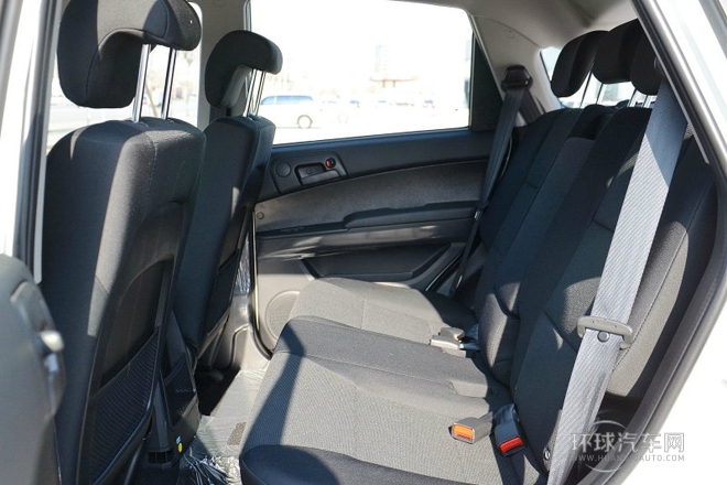 2014款 2.3L 兩驅手動進取汽油版