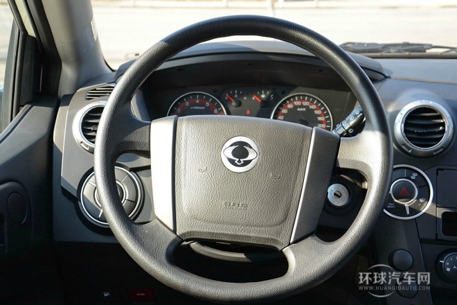 2014款 2.3L 兩驅手動進取汽油版