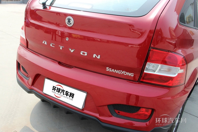 2014款 2.3L 兩驅自動舒適汽油版