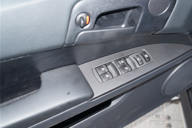 2014款 2.3L 兩驅自動精英汽油版