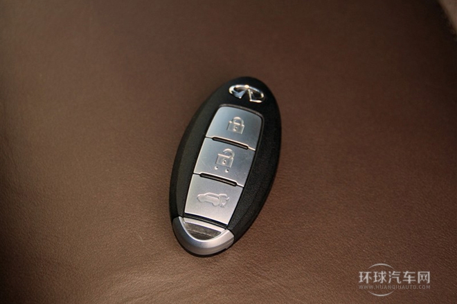 2013款 JX35 兩驅(qū)卓越版