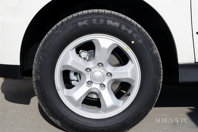 2014款 2.3L 四驅(qū)自動(dòng)豪華汽油版