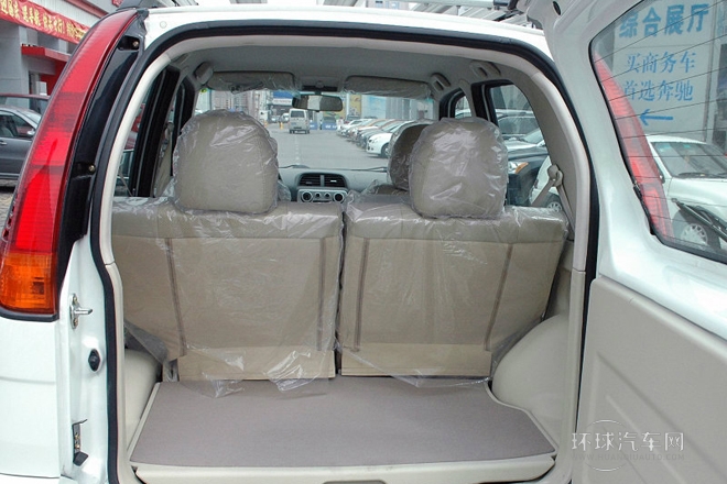 2010款 1.5L CVT豪華型