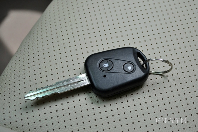 2010款 1.5L CVT舒適型