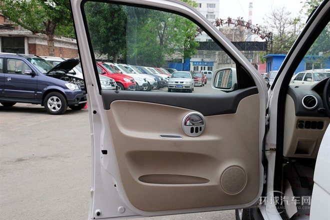 2010款 1.5L 手動舒適型