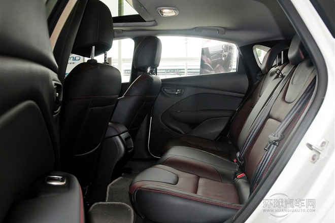 2014款 1.4T 自動運動版