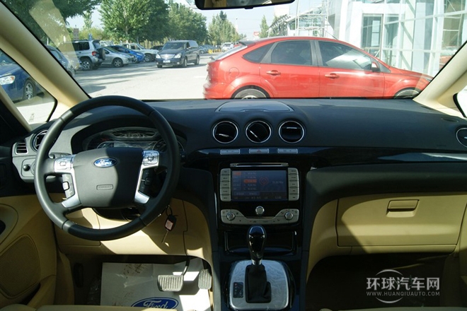 2008款 2.3L 7座旗艦型