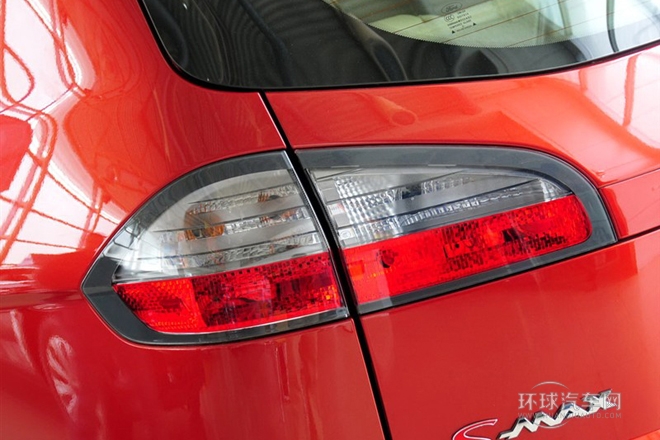 2008款 2.3L 7座豪華型