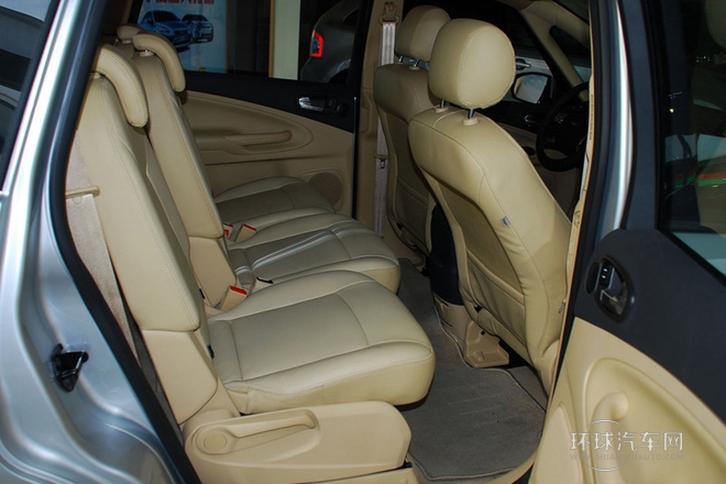 2008款 2.3L 7座時尚型