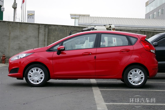 2013款 兩廂 1.5L 手動風尚型