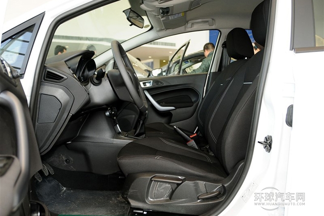 2013款 兩廂 1.5L 手動時尚型