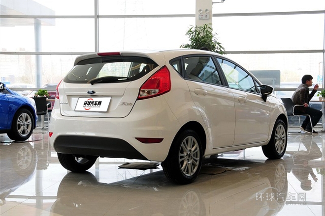 2013款 兩廂 1.5L 手動(dòng)時(shí)尚型