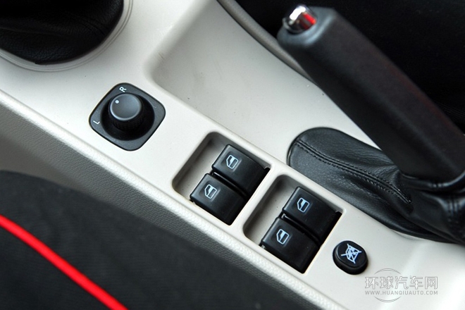 2008款 兩廂 1.3L 手動精英型