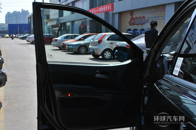 2011款 2.0T 兩驅(qū)精英導航版