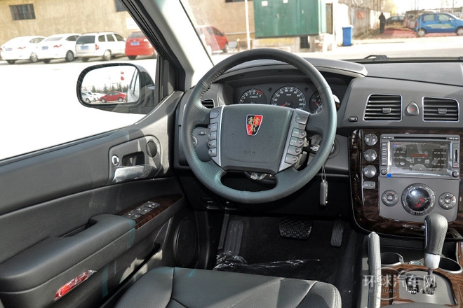 2013款 1.8T 4WD 自動行政版