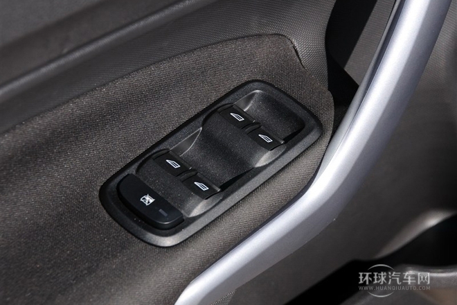 2013款 兩廂 1.5L 自動品尚型