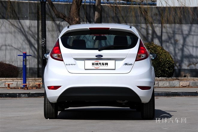 2013款 兩廂 1.5L 自動(dòng)品尚型