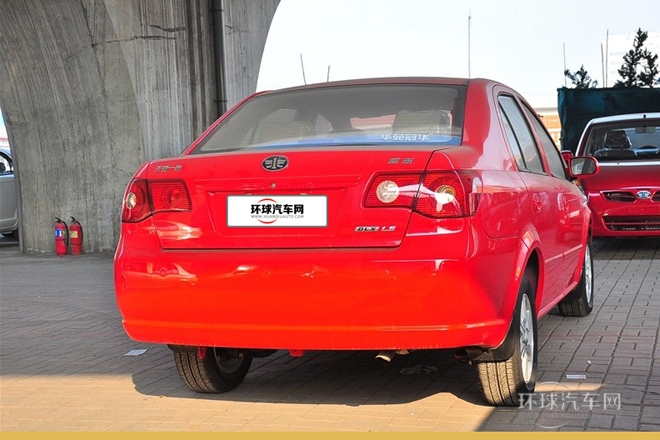 2011款 三廂 1.5L 自動旗艦型