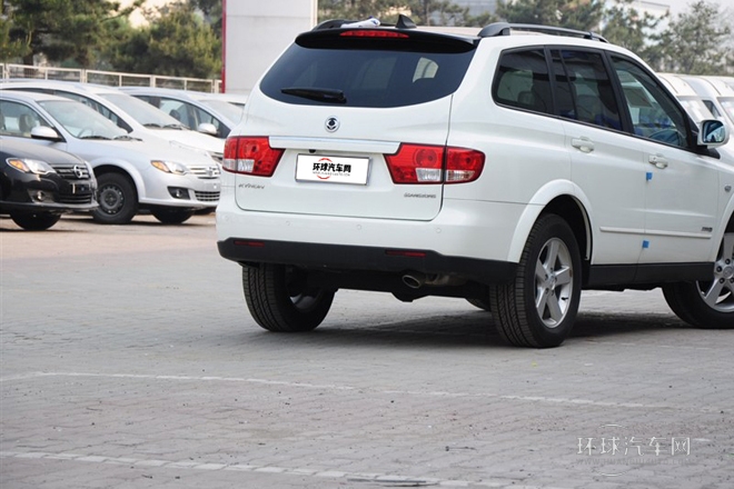 2011款 2.0T 兩驅豪華導航版