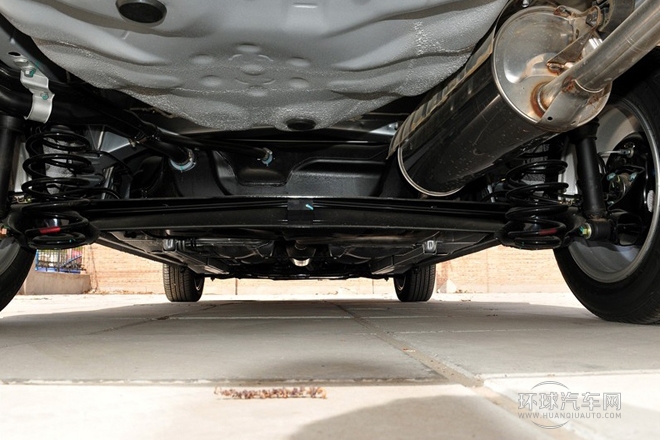 2011款 三廂 1.5L 手動舒適型